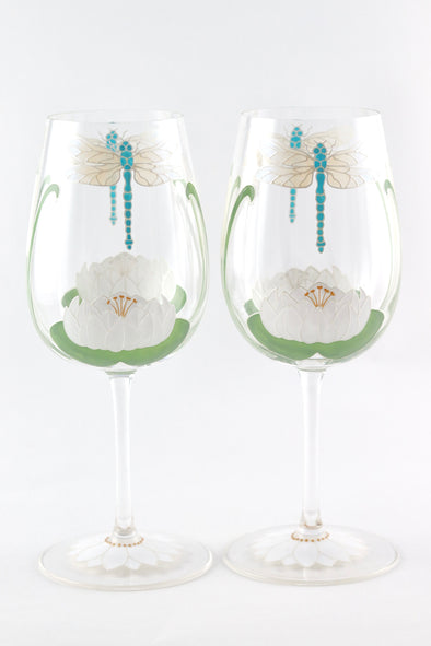 Dragonflies Wine Glass